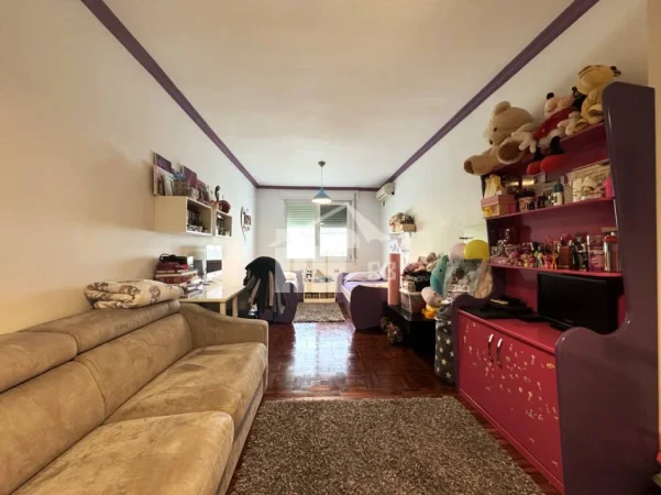 Tirane, shitet apartament 2+1 Kati 3, 118 m² 236.000 € (PRANË LIQENIT TË THATË)