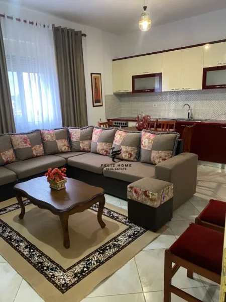 Tirane, jepet me qera apartament 1+1 Kati 3, 65 m² 400 € (LAPRAKE)