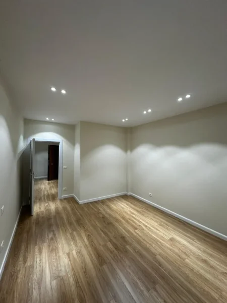 Tirane, shitet apartament 1+1+Aneks+Ballkon Kati 6, 60 m² 99.000 € (rruga ali demi)