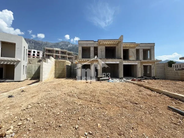Dhermi - Palase, shitet Vile 2 Katshe , 149 m² 790.000 € ("SAN NICOLAS" RESORT, PALASE)