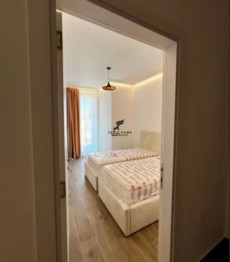 Tirane, shitet apartament 2+1 Kati 3, 100 m² 253.000 € (MEDRESEJA)
