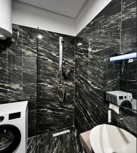 Tirane, shitet apartament 2+1 Kati 3, 100 m² 253.000 € (MEDRESEJA)