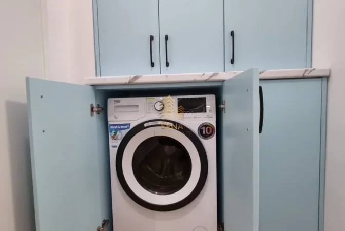 Tirane, jepet me qera apartament 2+1+Ballkon Kati 8, 100 m² 800 € (Rruga Kongresi Manastirit)