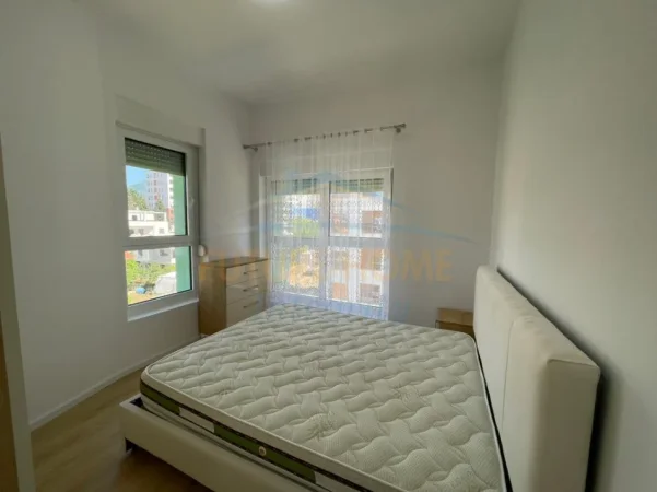 Tirane, jepet me qera apartament 2+1 Kati 5, 69 m² 500 € (Kompleksi Kadiu,Ali Demi)