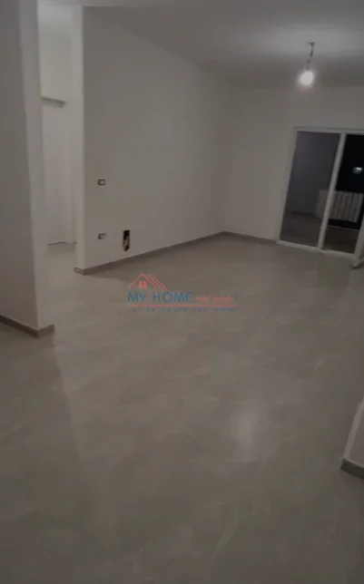Tirane, jepet me qera zyre Kati 1, 94 m² 800 € (Rruga Dritan Hoxha)