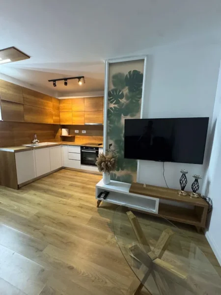 Tirane, jepet me qera apartament 2+1 Kati 2, 73 m² 700 € (RRUGA KONGRESI I MANASTIRIT)