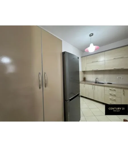 Tirane, shitet apartament 1+1 , 54 m² 130.000 € (tregu elektrik)