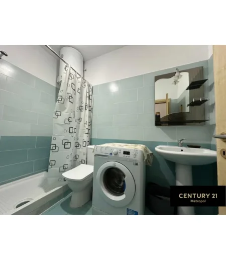 Tirane, shitet apartament 1+1 , 54 m² 130.000 € (tregu elektrik)
