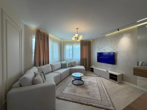 Tirane, shitet apartament 3+1 Kati 9, 140 m² 280.000 € (Astiri)