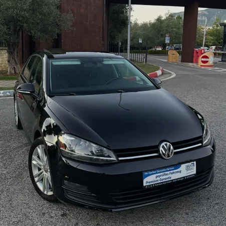 Tirane, shes makine VOLKSWAGEN GOLF 7 GTD 2.0 DIESEL VITI 2015 FULL OPTION Nafte, e zeze automatik Klima