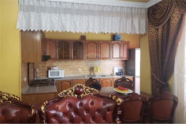 Tirane, jepet me qera apartament 2+1+BLK Kati 5, 104 m² 500 Euro (Zogu i Zi, prane Gazhelit)