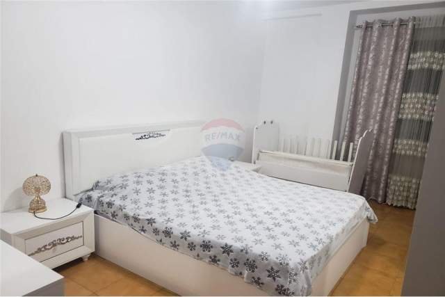 Tirane, jepet me qera apartament 2+1+BLK Kati 5, 104 m² 500 Euro (Zogu i Zi, prane Gazhelit)