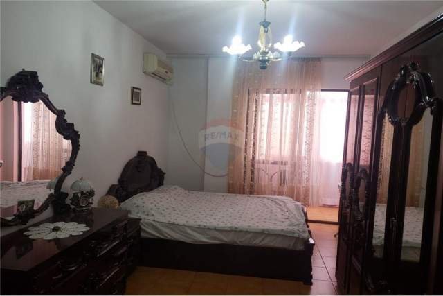 Tirane, jepet me qera apartament 2+1+BLK Kati 5, 104 m² 500 Euro (Zogu i Zi, prane Gazhelit)