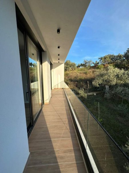 Tirane, jepet me qera Vile 5+1+BLK Kati 0, 420 m² 3.000 Euro (Liqeni i Thate)