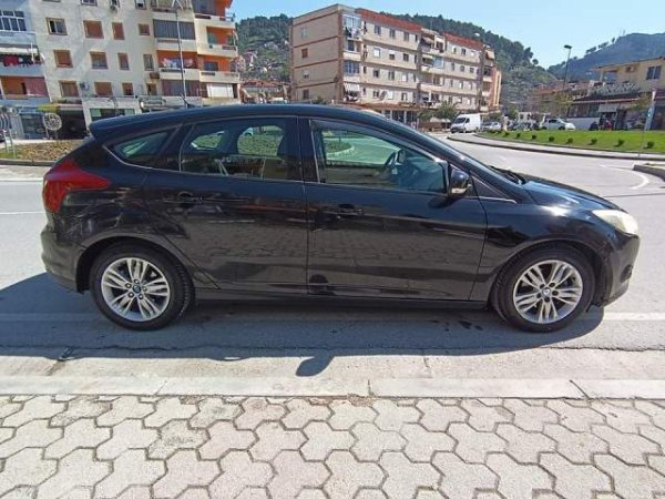 Berat, shes makine Ford Focus Viti 2011, 5.700 Euro