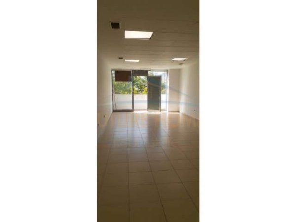 Tirane, shitet ambjent biznesi 95 m² 160.000