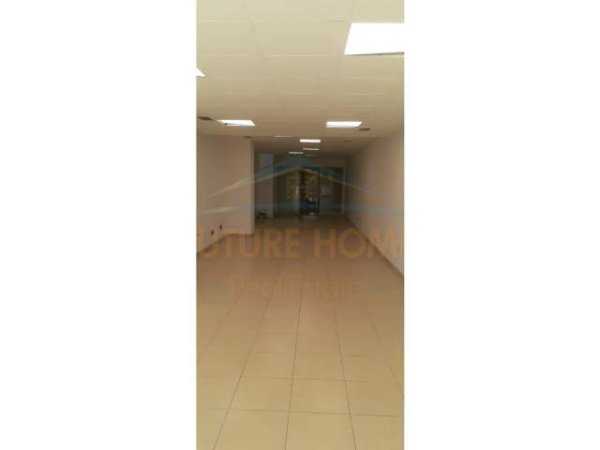 Tirane, shitet ambjent biznesi 95 m² 160.000