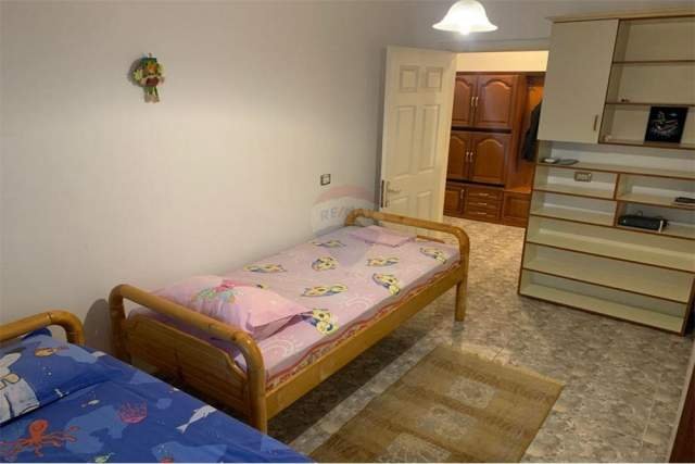 Tirane, jepet me qera apartament 2+1+BLK Kati 4, 100 m² 700 Euro (Myslym Shyri)