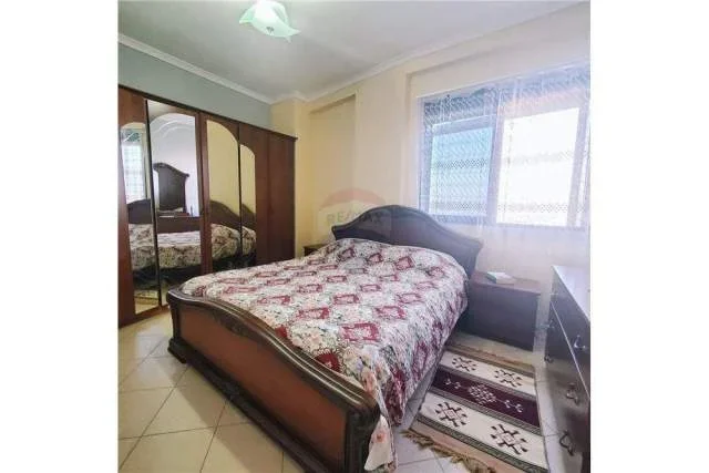 Tirane, jepet me qera apartament 1+1+A+BLK Kati 4, 69 m² 400 Euro (Kodra e Diellit)