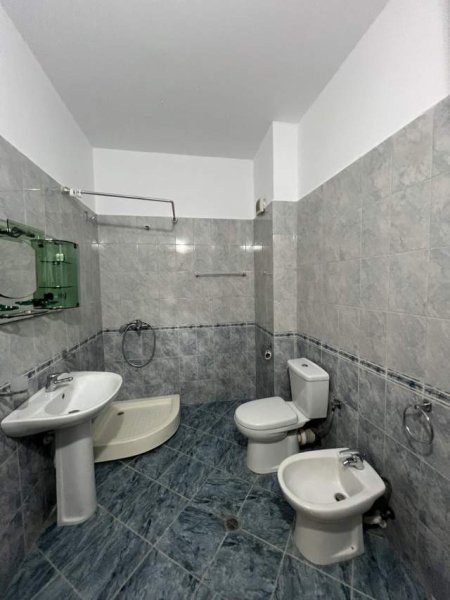 Tirane, shes apartament 2+1+BLK Kati 2, 86 m² 130.000 Euro (Bill Klinton)