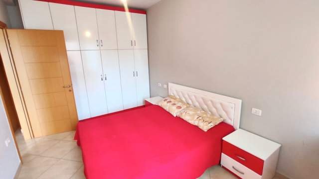 Tirane, jepet me qera apartament 1+1+BLK Kati 2, 78 m² 30.000 Leke (FRESK - BunkArt)