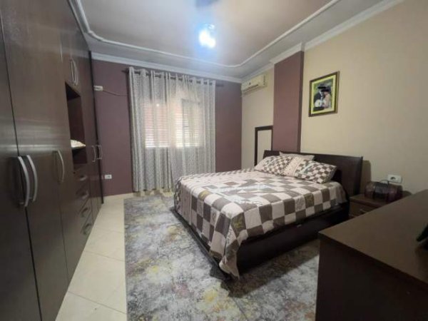 Tirane, ofert apartament 3+1+BLK 134 m² 800 Euro (rruga Don Bosco)