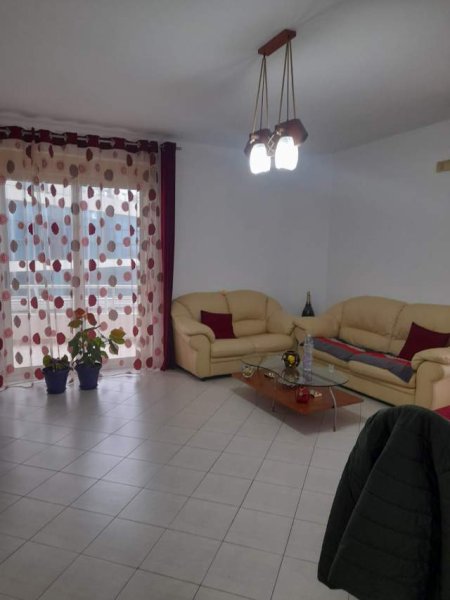 Vlore, shitet apartament 2+1 Kati 2, 125 m² 1.700 Euro/m2