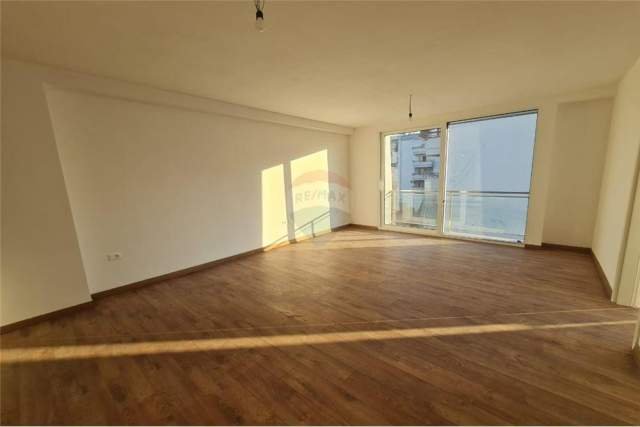 Tirane, shes apartament 2+1+BLK Kati 4, 86 m² 155.000 Euro (medrese)