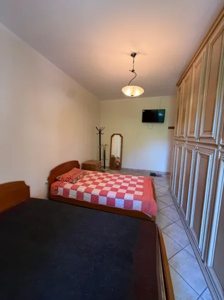 Tirane, shitet apartament 1+1 Kati 2, 60 m² 150.000 € (RRUGA BARDHYL, TE KUBI)