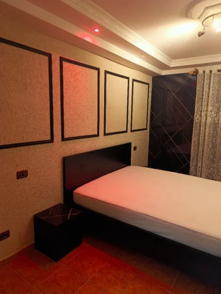 Tirane, jepet me qera apartament Kati 4, 75 m² 520 €