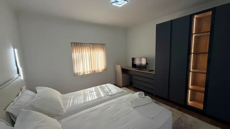 Vlore, jepet me qera Vile 2+1+Aneks+Ballkon Kati 1, 120 m² 800 € (Sherishte, Vlore)