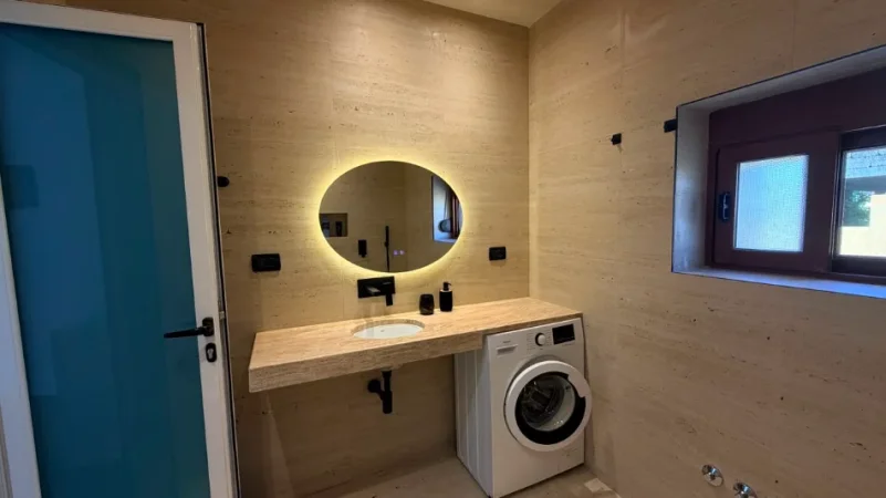 Vlore, jepet me qera Vile 2+1+Aneks+Ballkon Kati 1, 120 m² 800 € (Sherishte, Vlore)