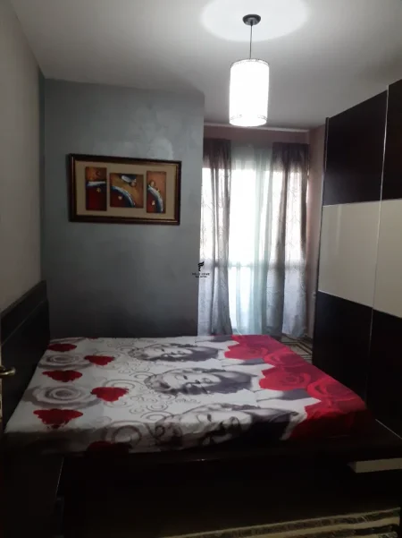 Tirane, jepet me qera apartament 2+1 Kati 5, 75 m² 600 € (IRFAN TOMINI)