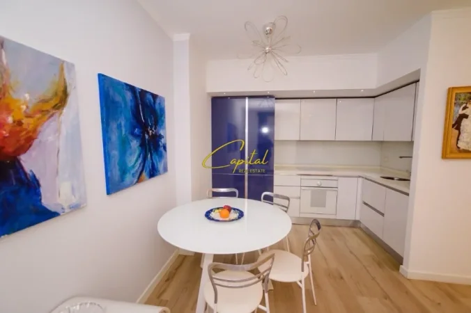 Tirane, jepet me qera apartament 2+1 Kati 5, 105 m² 900 € (SHESHI SKENDERBEJ)