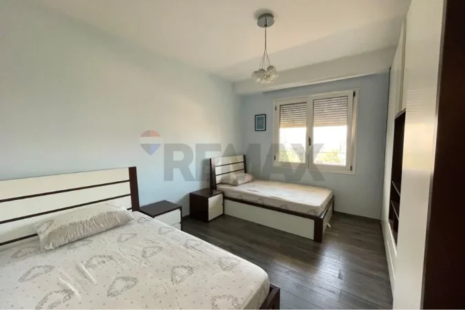 Vlore, jepet me qera apartament 2+1 Kati 9, 95 m² 750 € (Blv. Ismail Qemali,pran Parkut Aulona Vlore)