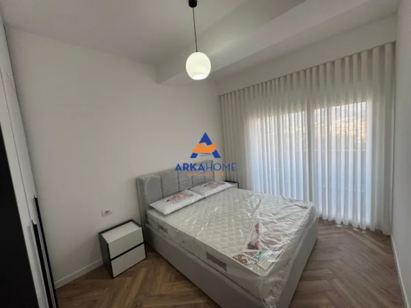 Tirane, jepet me qera apartament 1+1+Ballkon Kati 3, 70 m² 578 € 