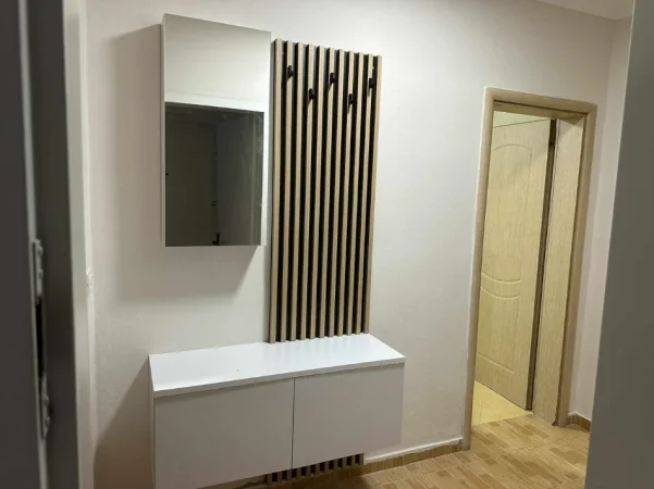 Tirane, jepet me qera apartament 2+1 Kati 1, 80 m² 500 € (RRUGA BARDHYL)