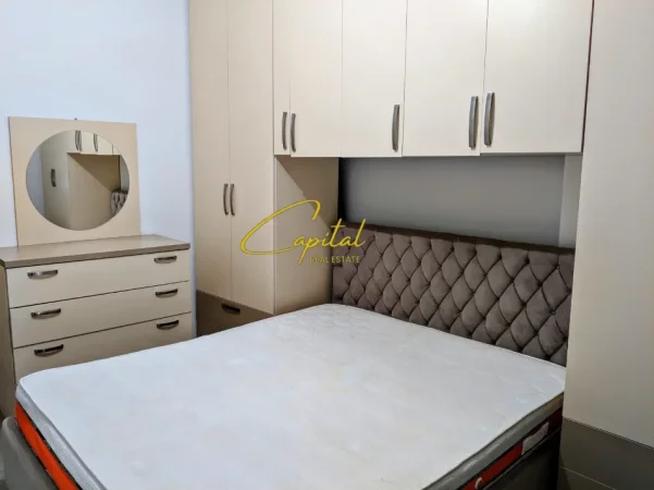 Tirane, jepet me qera apartament 2+1 Kati 4, 85 m² 550 € (KODRA E DIELLIT)