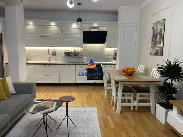 Tirane, shitet apartament 3+1+Ballkon Kati 2, 120 m² 300.000 € 