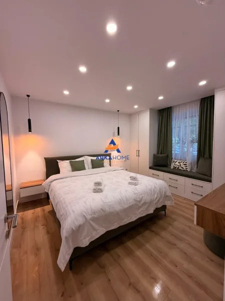 Tirane, jepet me qera apartament 1+1+Ballkon Kati 1, 35 m² 600 € 