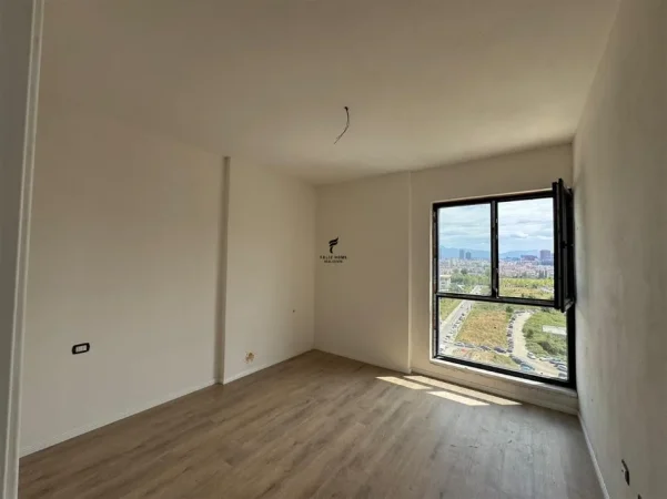 Tirane, shitet apartament 2+1 Kati 11, 92 m² 180.000 € (ISH FUSHA E AVIACIONIT)