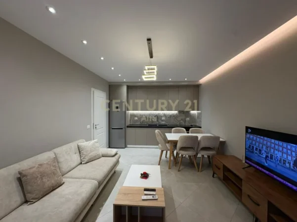 Tirane, jepet me qera apartament 1+1 Kati 1, 65 m² 450 € (astiri)