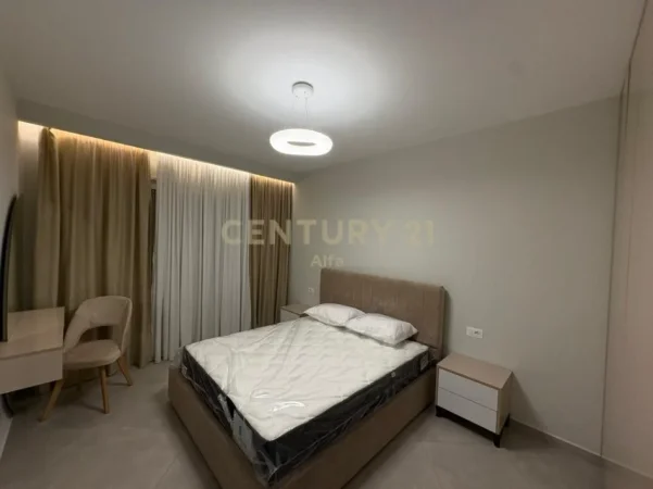 Tirane, jepet me qera apartament 1+1 Kati 1, 65 m² 450 € (astiri)