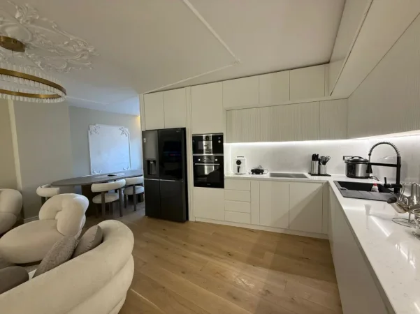 Tirane, shitet apartament 2+1 me 2 Parkime dhe Depo Kati 2, 116 m² 440.000 €