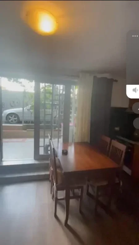 Tirane, jepet me qera apartament 1+1 Kati 1, 70 m² 200 € (Porcelan)