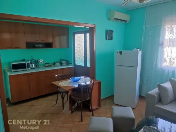 Tirane, jepet me qera apartament 1+1+Ballkon Kati 3, 60 m² 400 € (Diplomat 2)