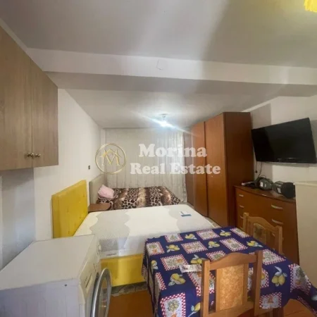 Tirane, jepet me qera apartament 1+1 Kati 2, 38 m² 300 € (Tregu Elektrik)