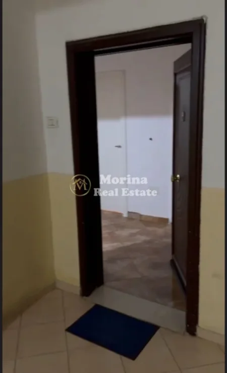 Tirane, jepet me qera apartament 2+1 Kati 3, 80 m² 400 € (Fresku)