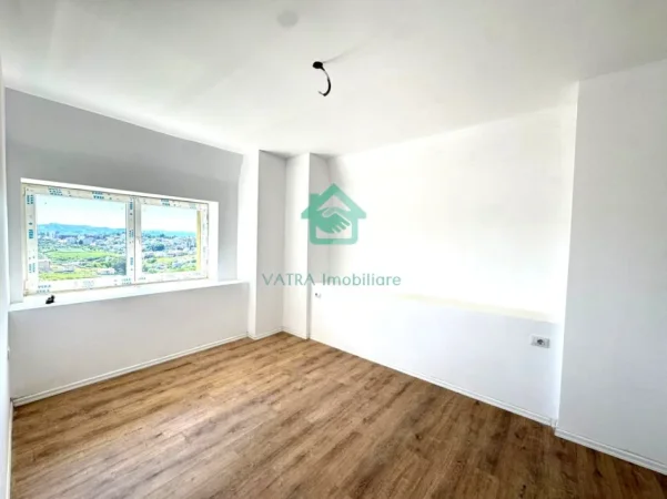 Tirane, shitet apartament 2+1 Kati 4, 95 m² 160.000 € (Liqeni i Farkës)