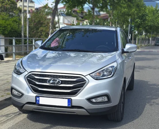 Tirane, shitet Hyndai Tucson Nafte, automatik Kondicioner 135.000 km 9.300 €
